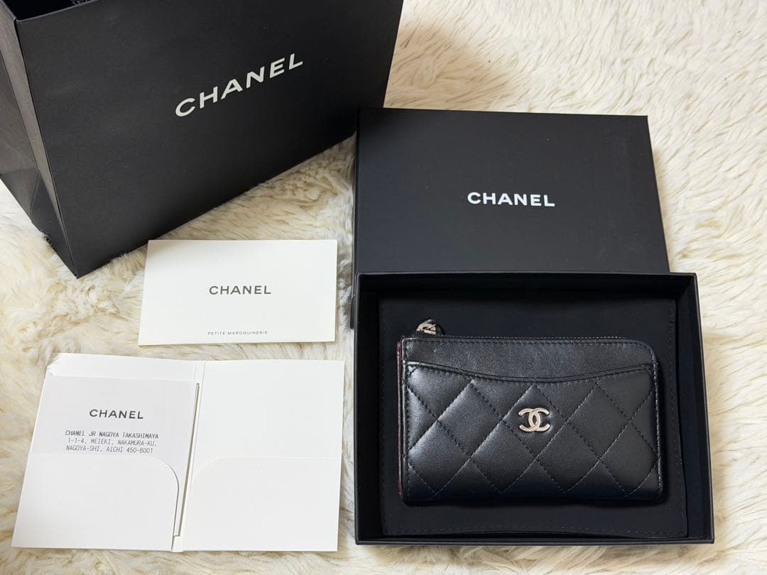 【k❥❥❥ 】CHANEL ブラック フラグメントケース　ケース