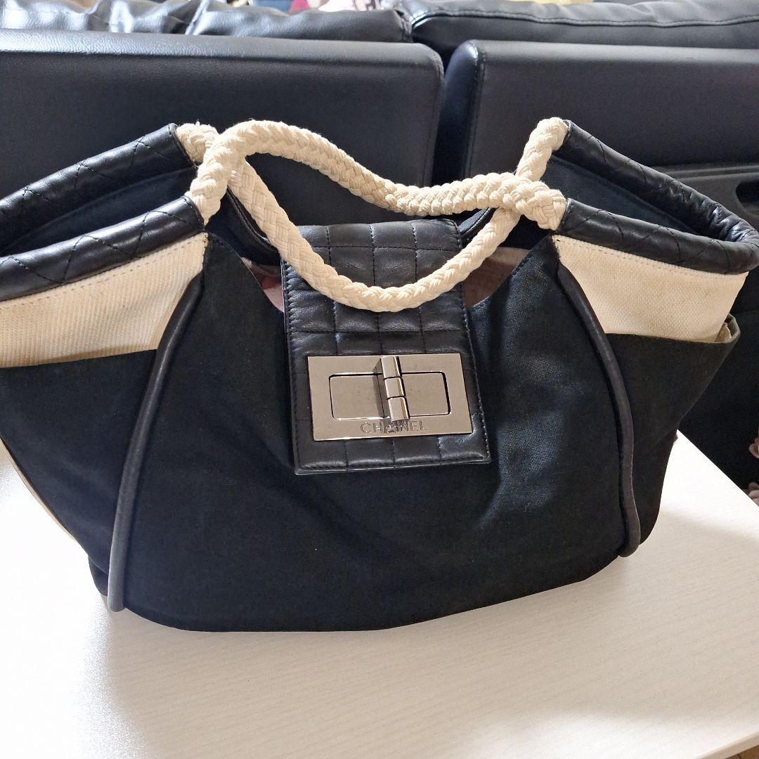 Chanel ショルダーバッグ 黒 31