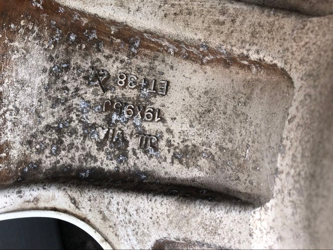 わんわん〜19インチ レアシングホイール