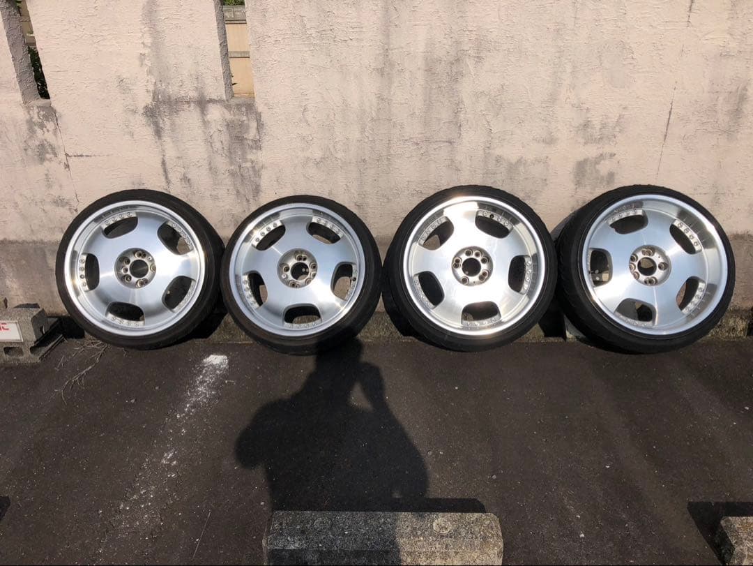 わんわん〜19インチ レアシングホイール