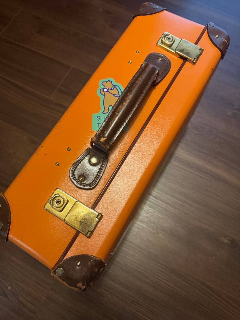 グローブトロッター スーツケース　オレンジ　18インチ