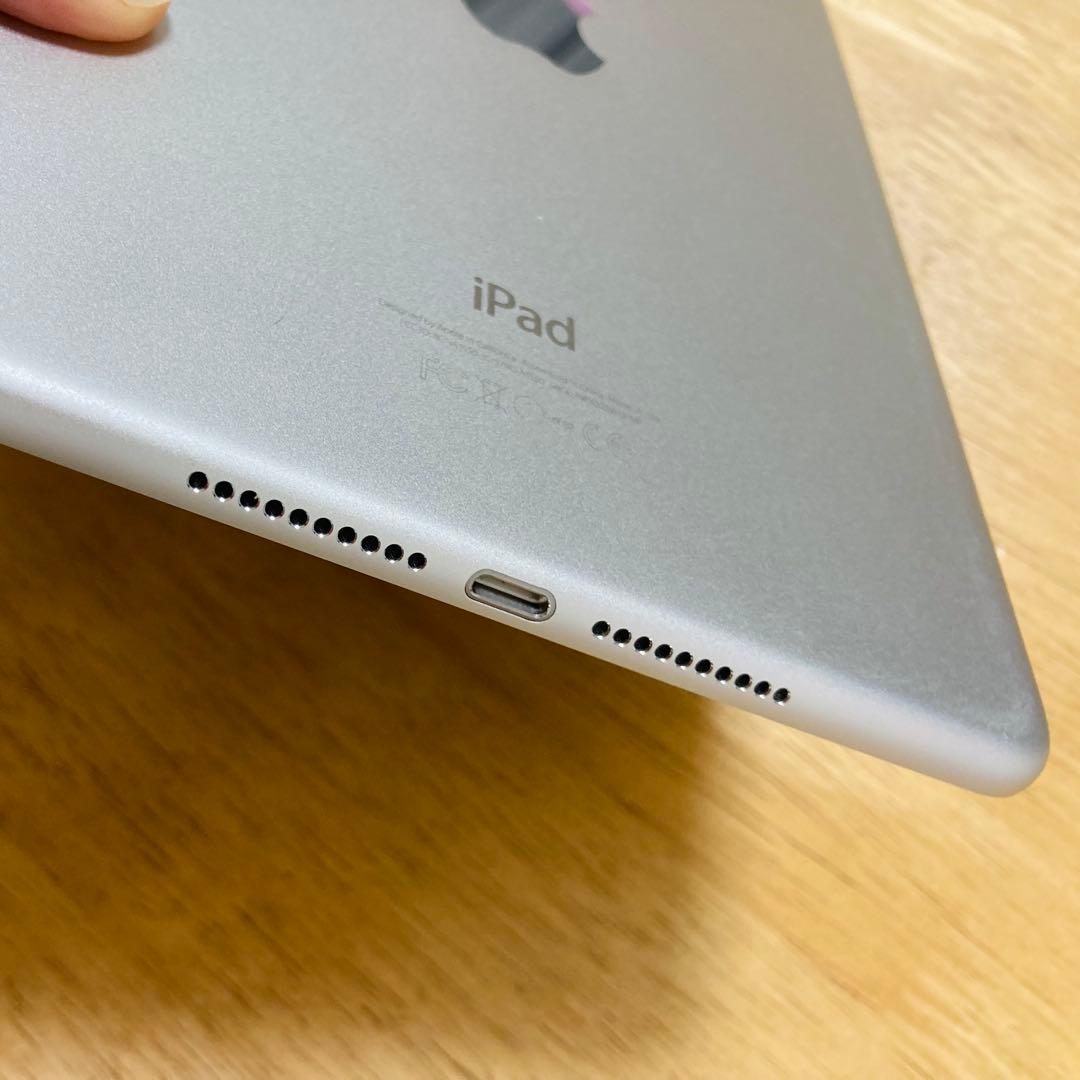 お*か様 Apple ipad mini4 128gb wi-fiモデル　タブレ