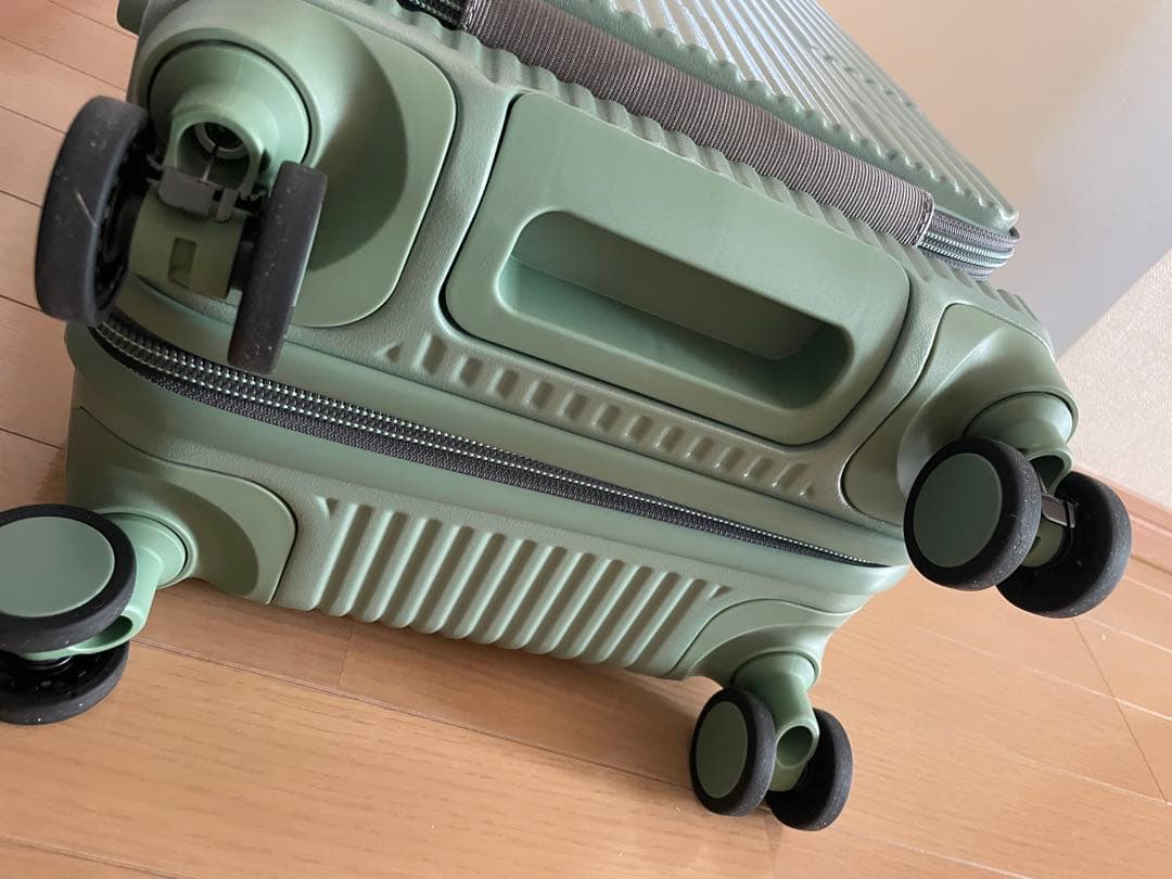 イノベータースーツケース 機内持込フロントオープン INV50 38リットル