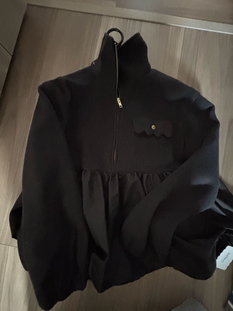 ロージーモンスター スカラップフリースドッキングフリースパーカー