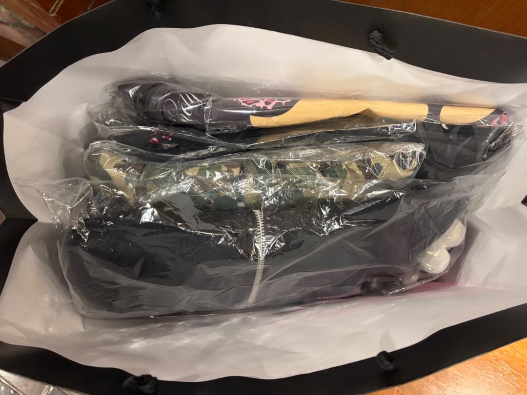 9090 girl × HELLO KITTY Eared Zip Hoodie