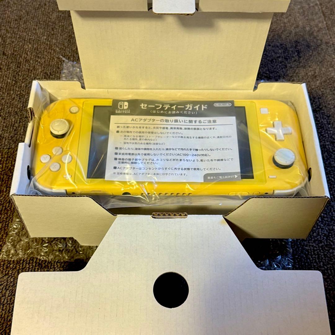 Nintendo Switch Lite イエロー 本体　任天堂　スイッチライト