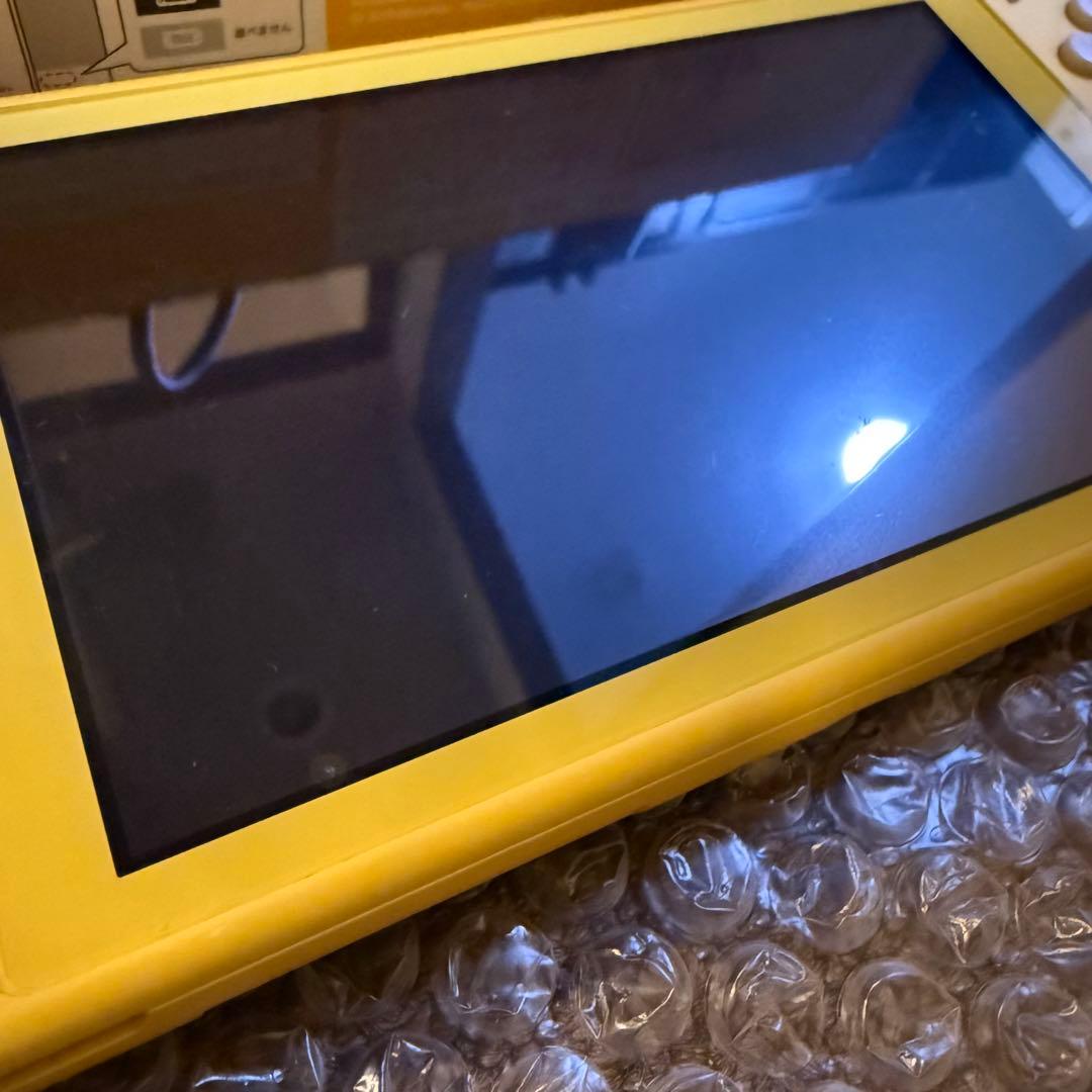 Nintendo Switch Lite イエロー 本体　任天堂　スイッチライト
