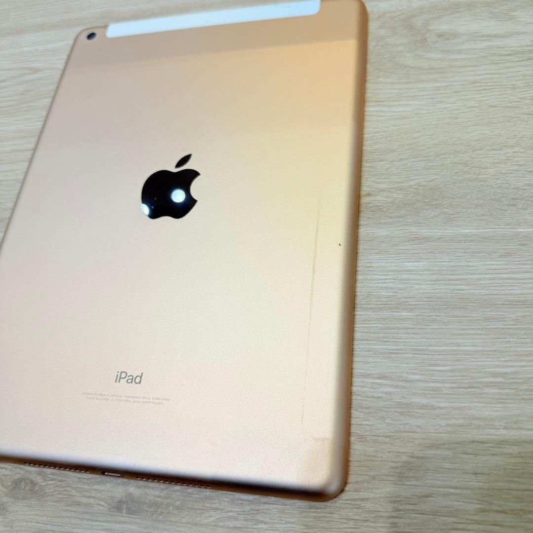 iPad 第6世代 ゴールド Wi-Fiモデル 32GB 5