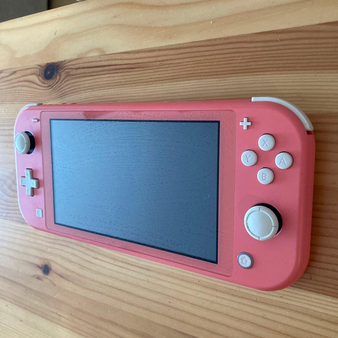 任天堂スイッチライト コーラル　難あり