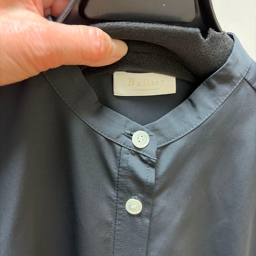 おススメ‼️Ballsey スパンブロード バックプリーツシャツワンピース　グレー