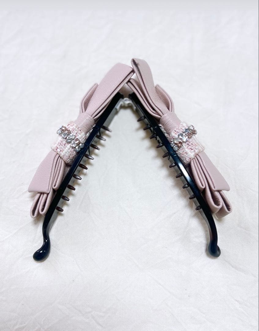 【美品】COMPLEX BIZ バナナクリップ リボン 革 スワロフスキー