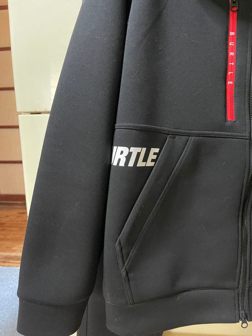 BURTLE エアーテックフーデイ上下セットアップ　ブラック　Lサイズ