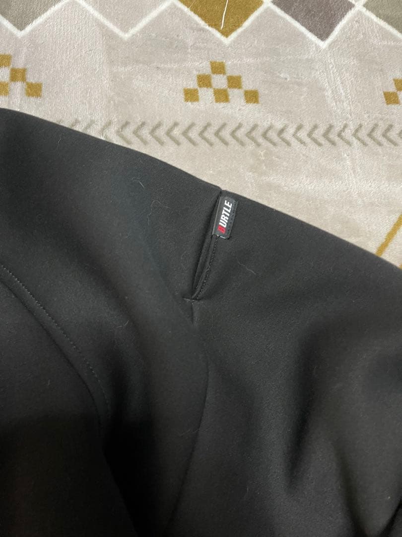 BURTLE エアーテックフーデイ上下セットアップ　ブラック　Lサイズ