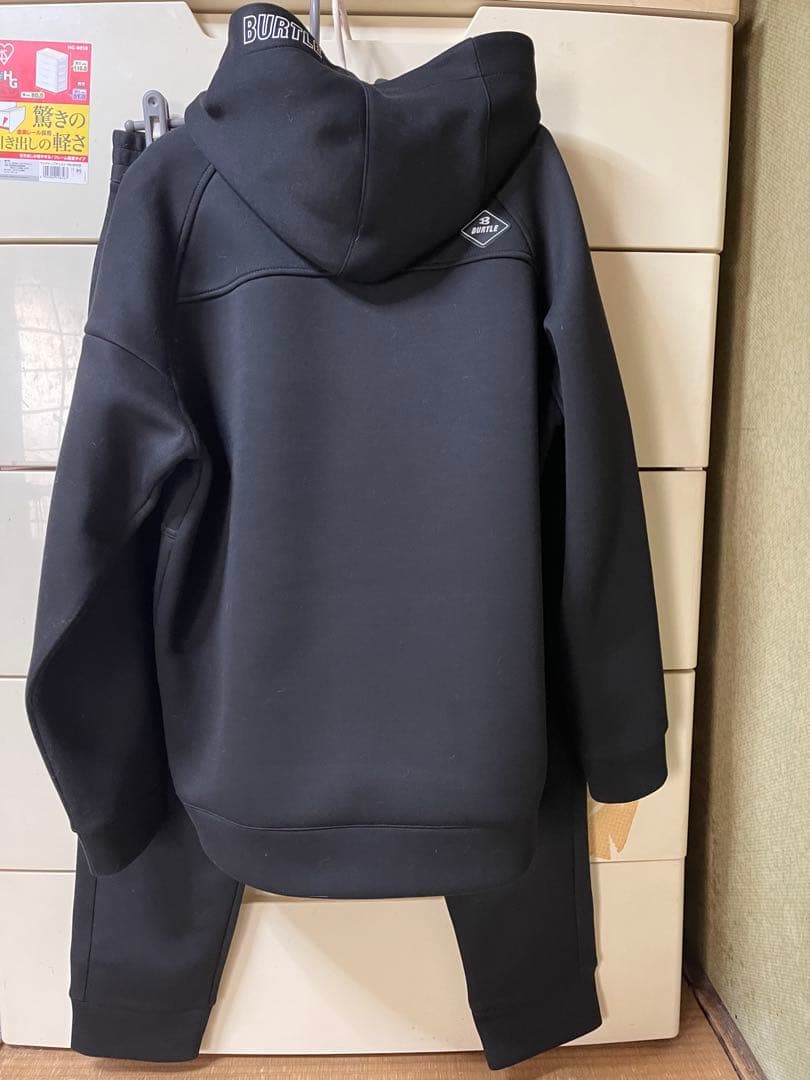 BURTLE エアーテックフーデイ上下セットアップ　ブラック　Lサイズ