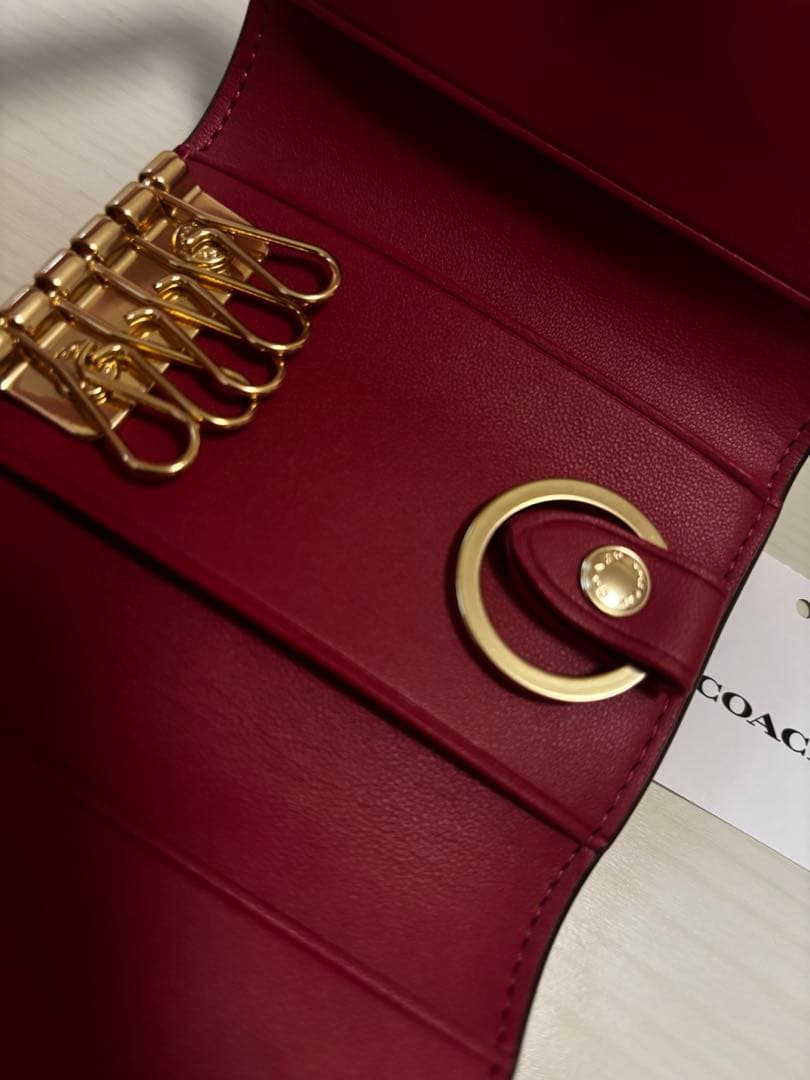 COACH レザーキーケース 茶　赤