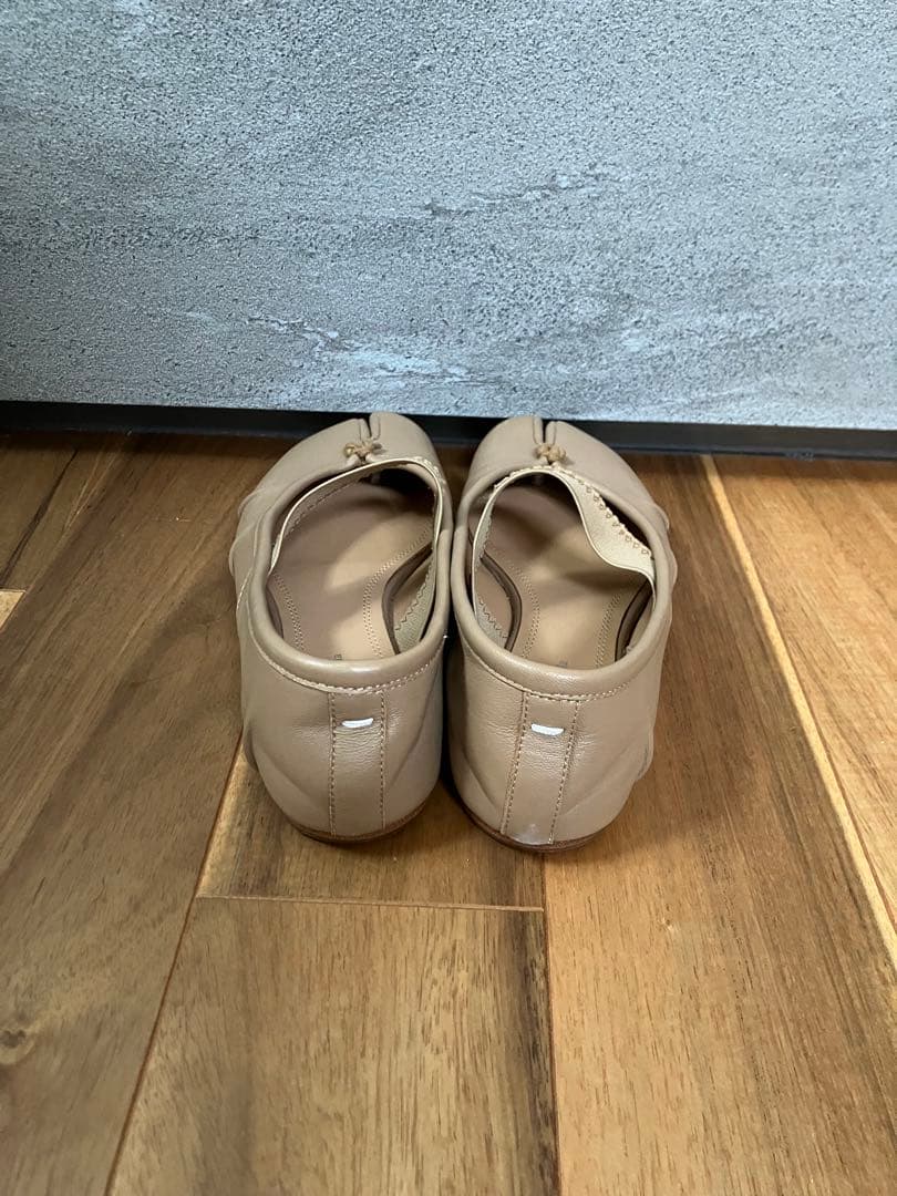 メゾンマルジェラ　足袋シューズ　ベージュ バレエシューズ　36