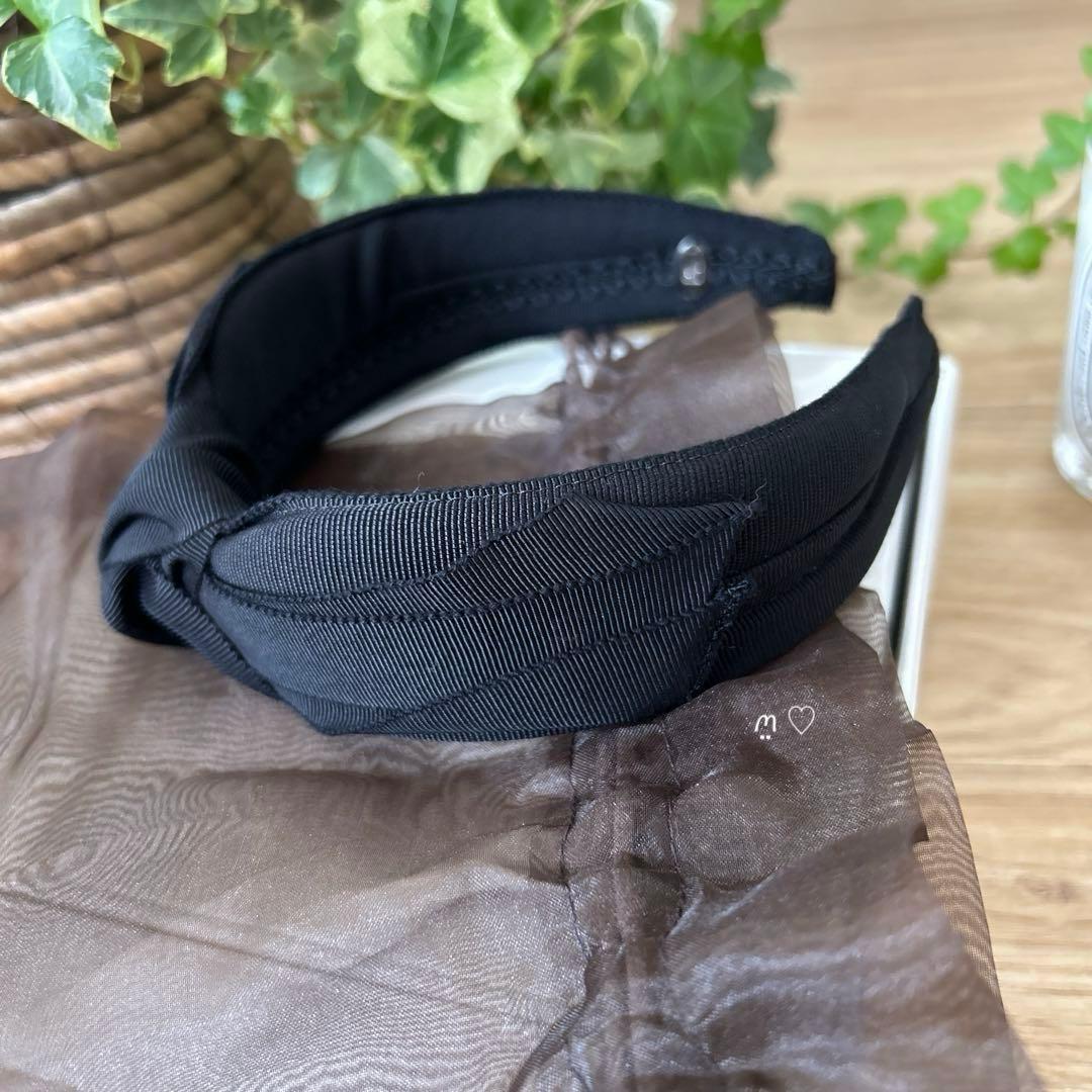 試着のみデイジーリン　フォクシー　ブラックリボンカチューシャ　現行品　グログラン