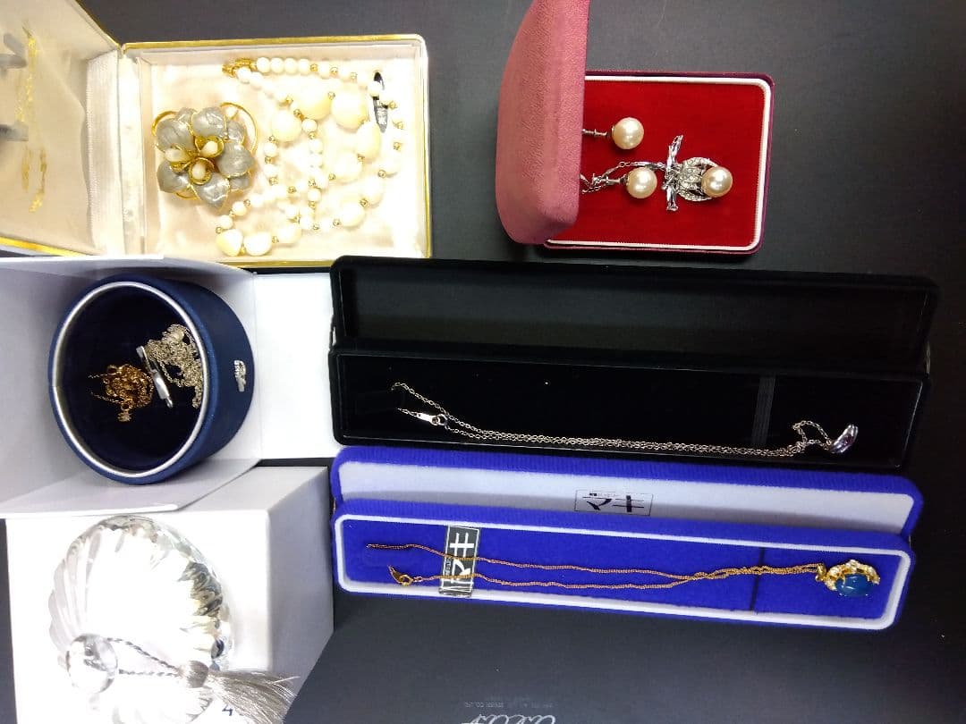 う*)様 アクセサリー　イミテーション　まとめ売り　メッキ　シルバー