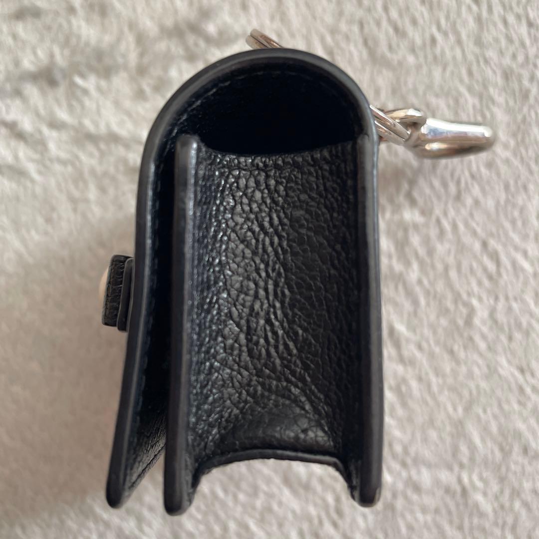 miu miu AirPodsケース