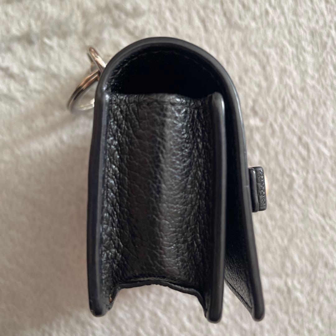 miu miu AirPodsケース