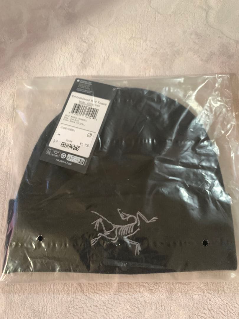 新品★新作　アークテリクス　 エンブロイダードバードトーク　ニットキャップ