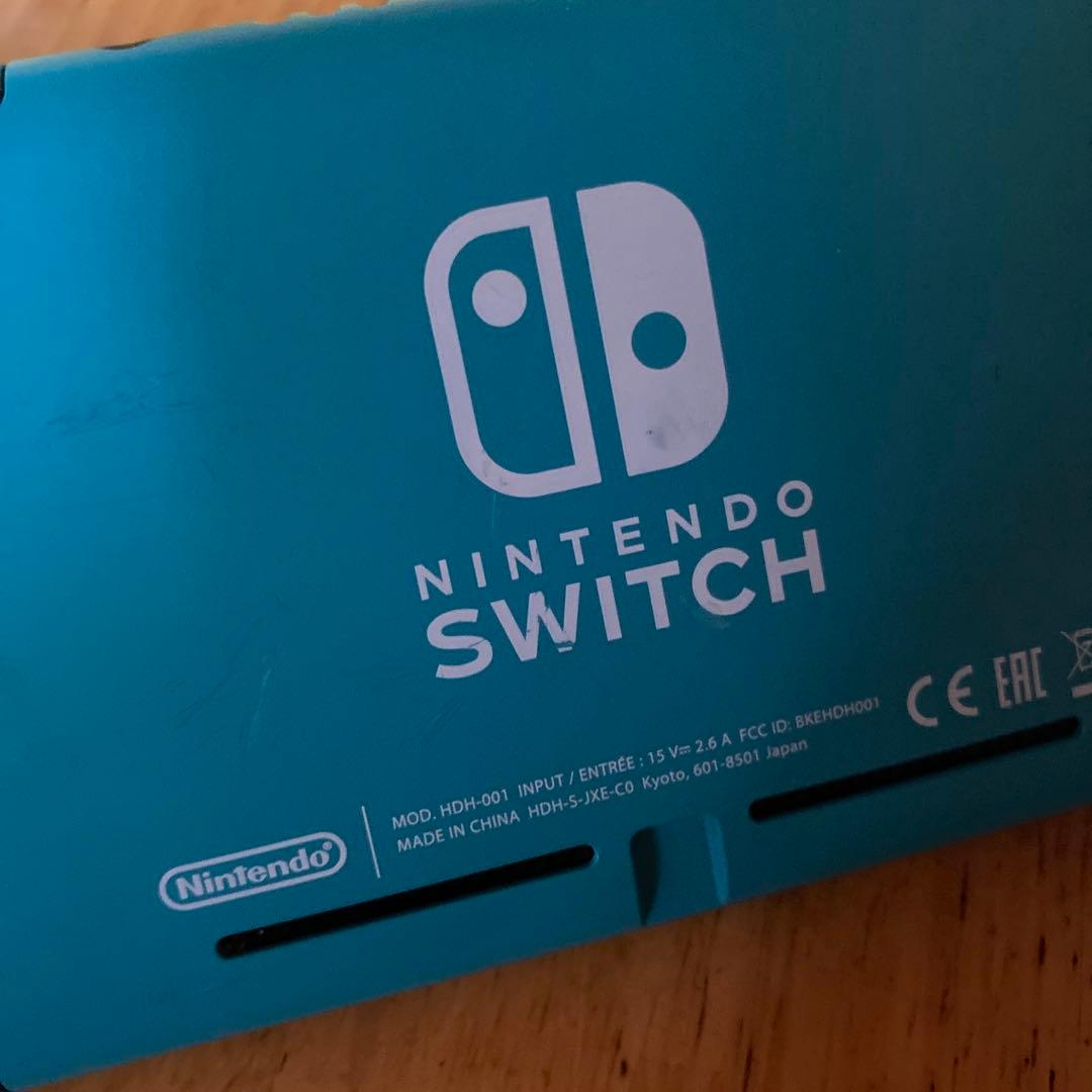 ニンテンドーSwitch lite 本体　スイッチライト　ターコイズブルー