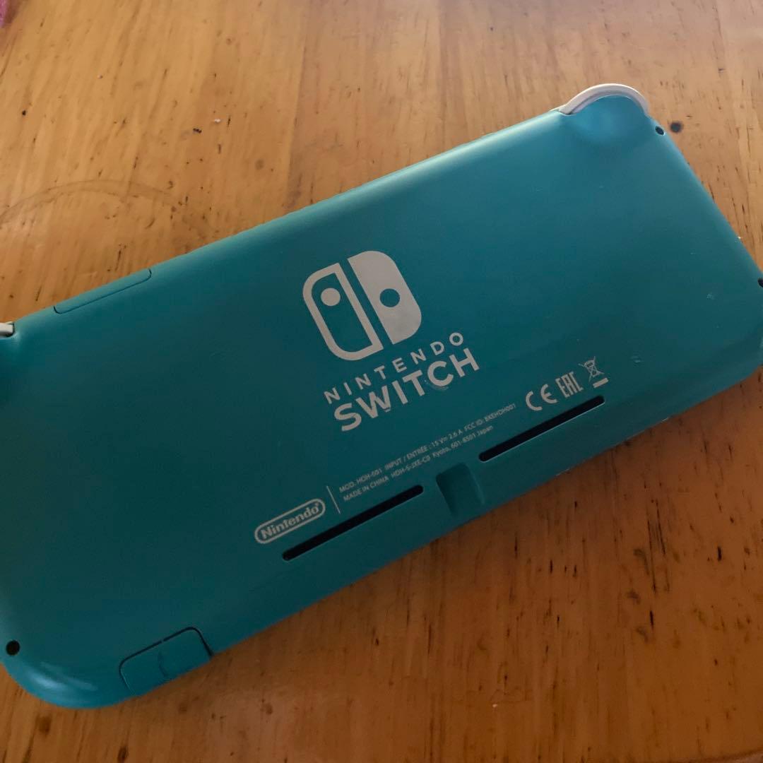 ニンテンドーSwitch lite 本体　スイッチライト　ターコイズブルー