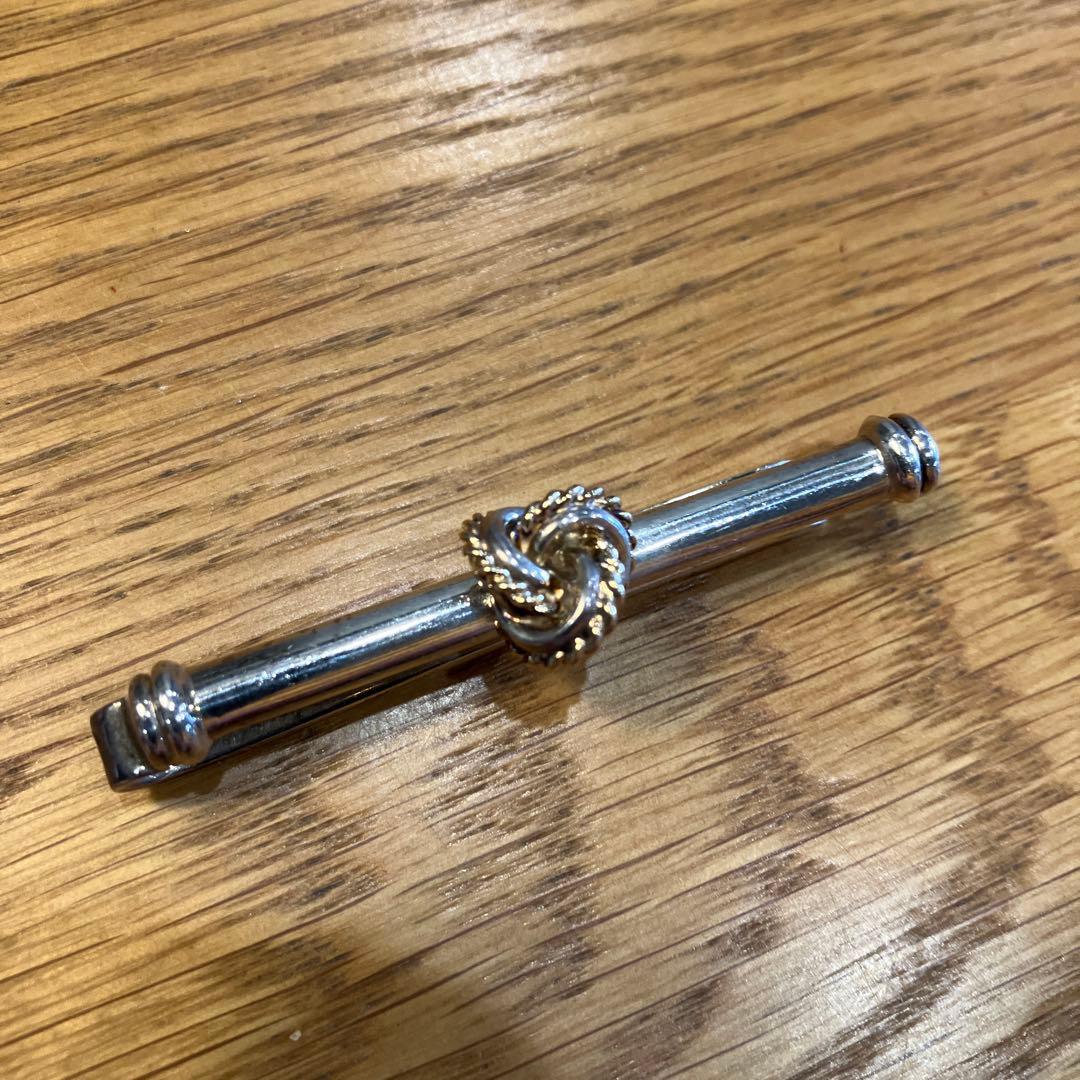 【ティファニー】ネクタイピン　ツイストノット　シルバー　ゴールド　メンズ