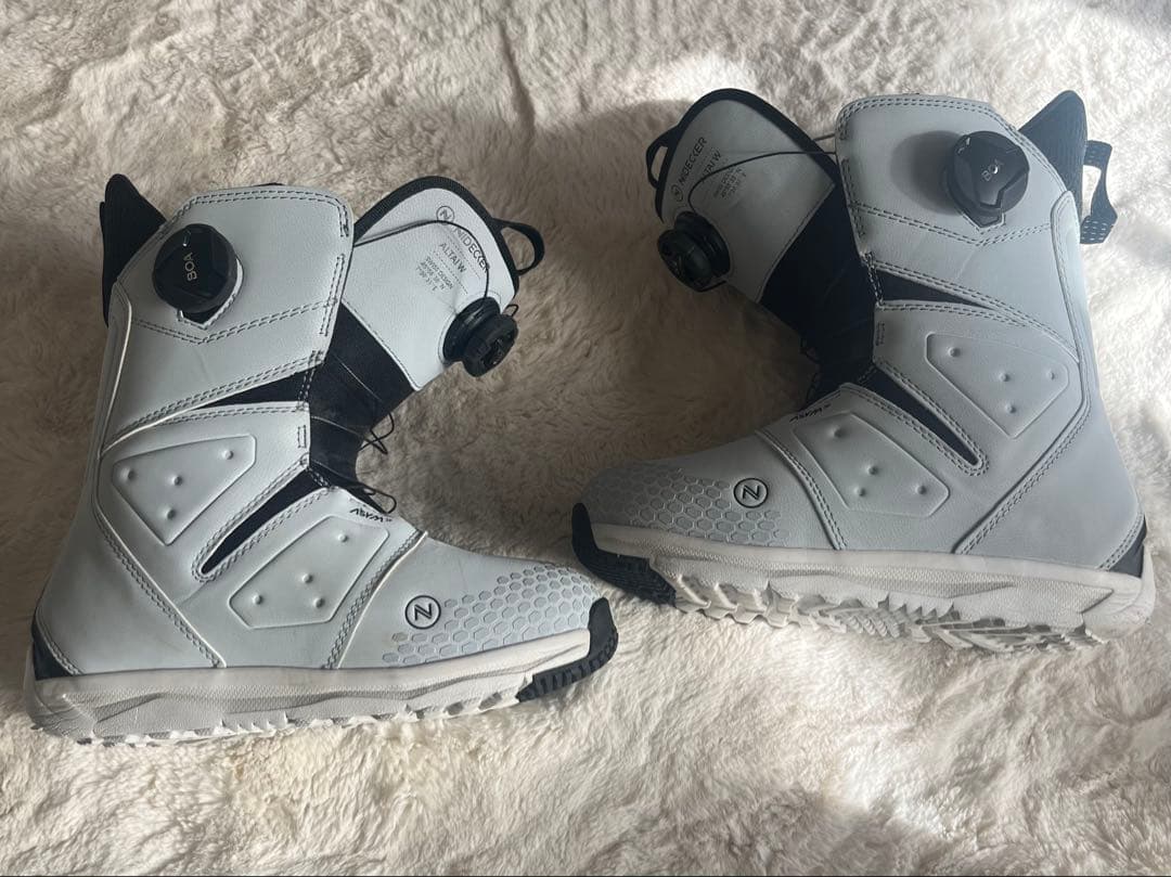 23-24Nidecker ALTAIW 23.5CLOUD スノーボードブーツ