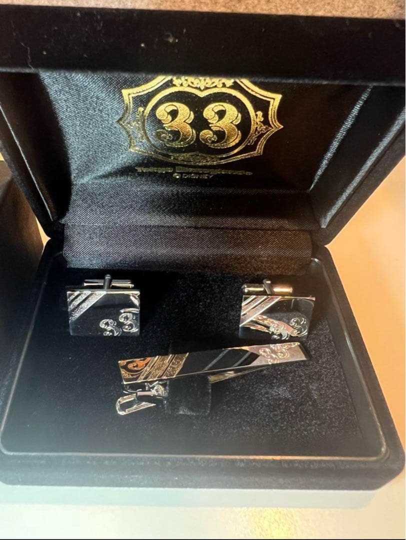 【新品•未使用】クラブ３３ CLUB33 ディズニーランド　カフス ネクタイピン