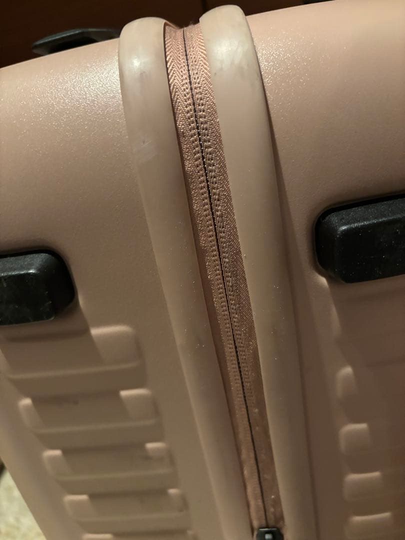 LOJEL ピンク キャリーケース 4輪