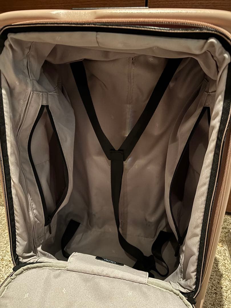 LOJEL ピンク キャリーケース 4輪