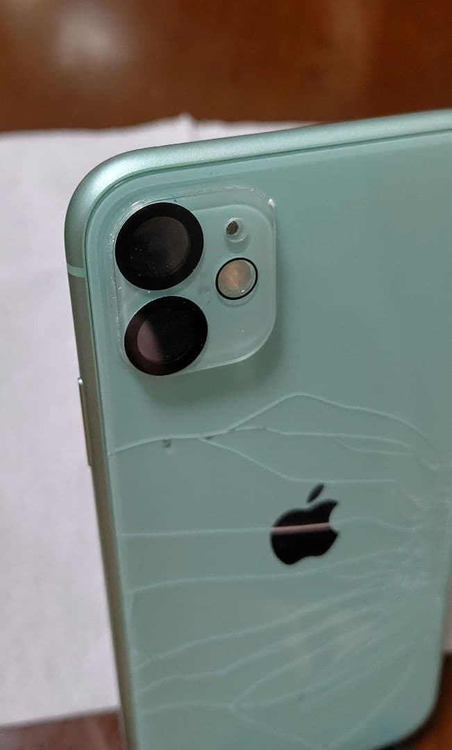 iPhone 11 グリーン