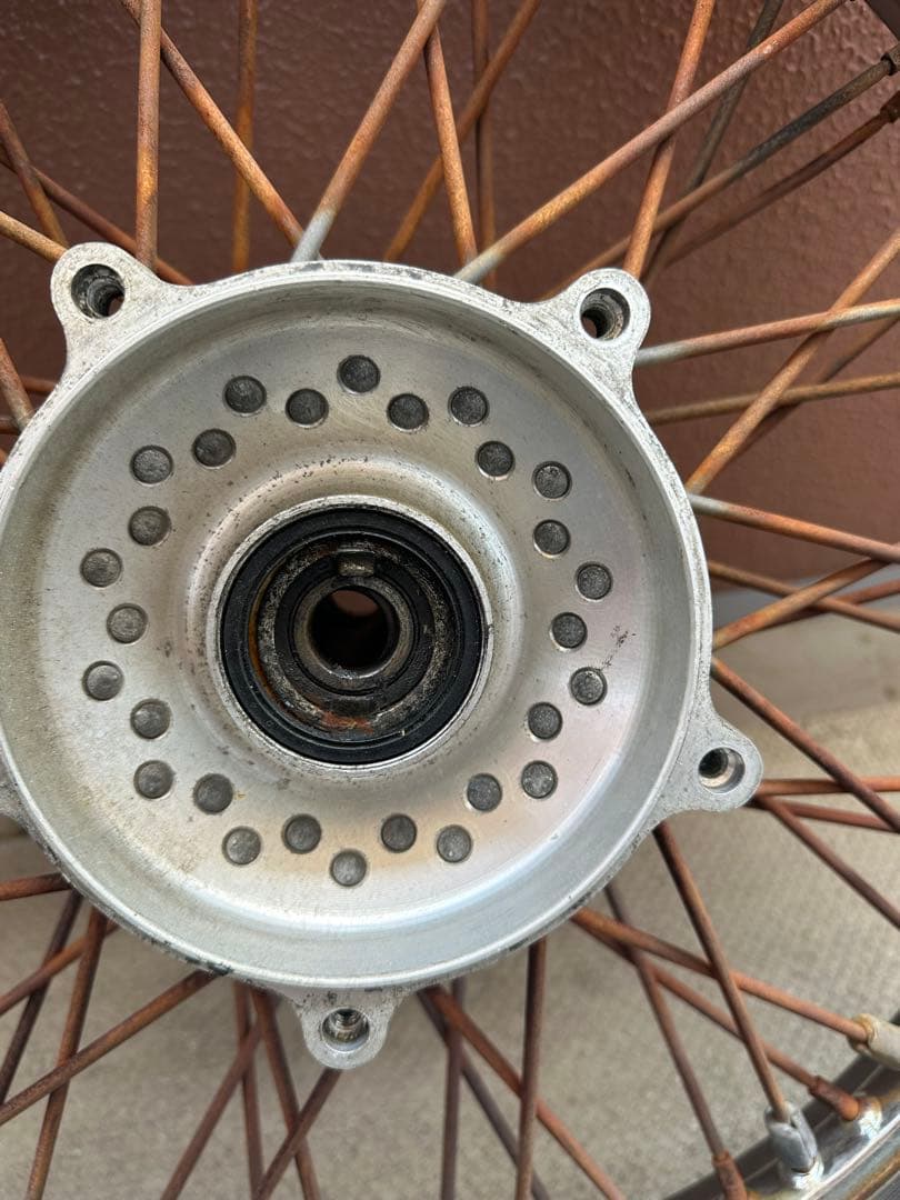 スティード400 19インチホイール