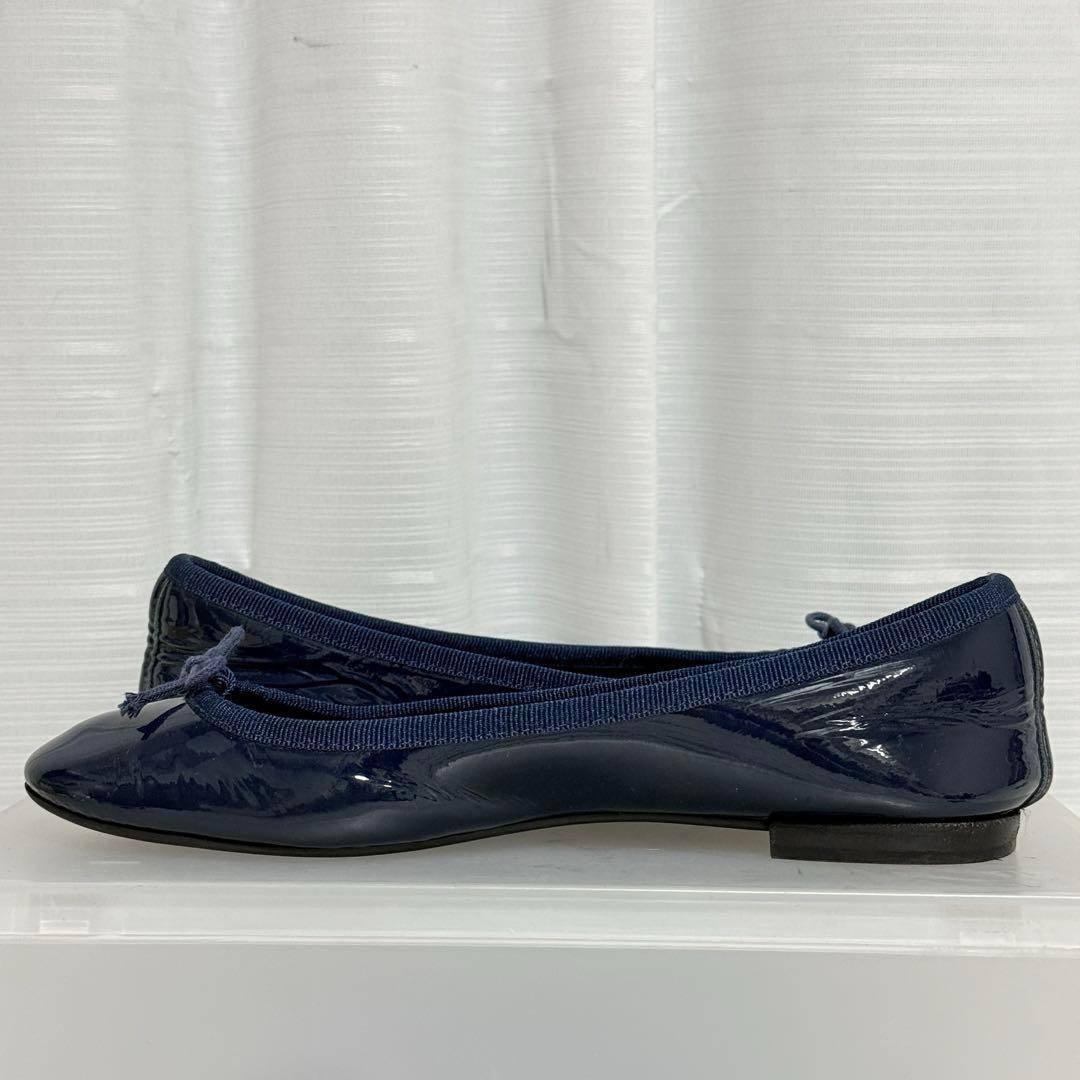 美品✨レペット　サンドリオン　バレリーナ　リボンフラットシューズ　エナメル　紺