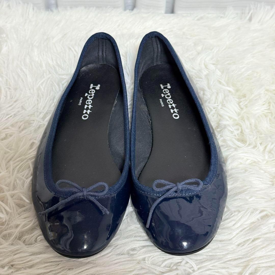 美品✨レペット　サンドリオン　バレリーナ　リボンフラットシューズ　エナメル　紺