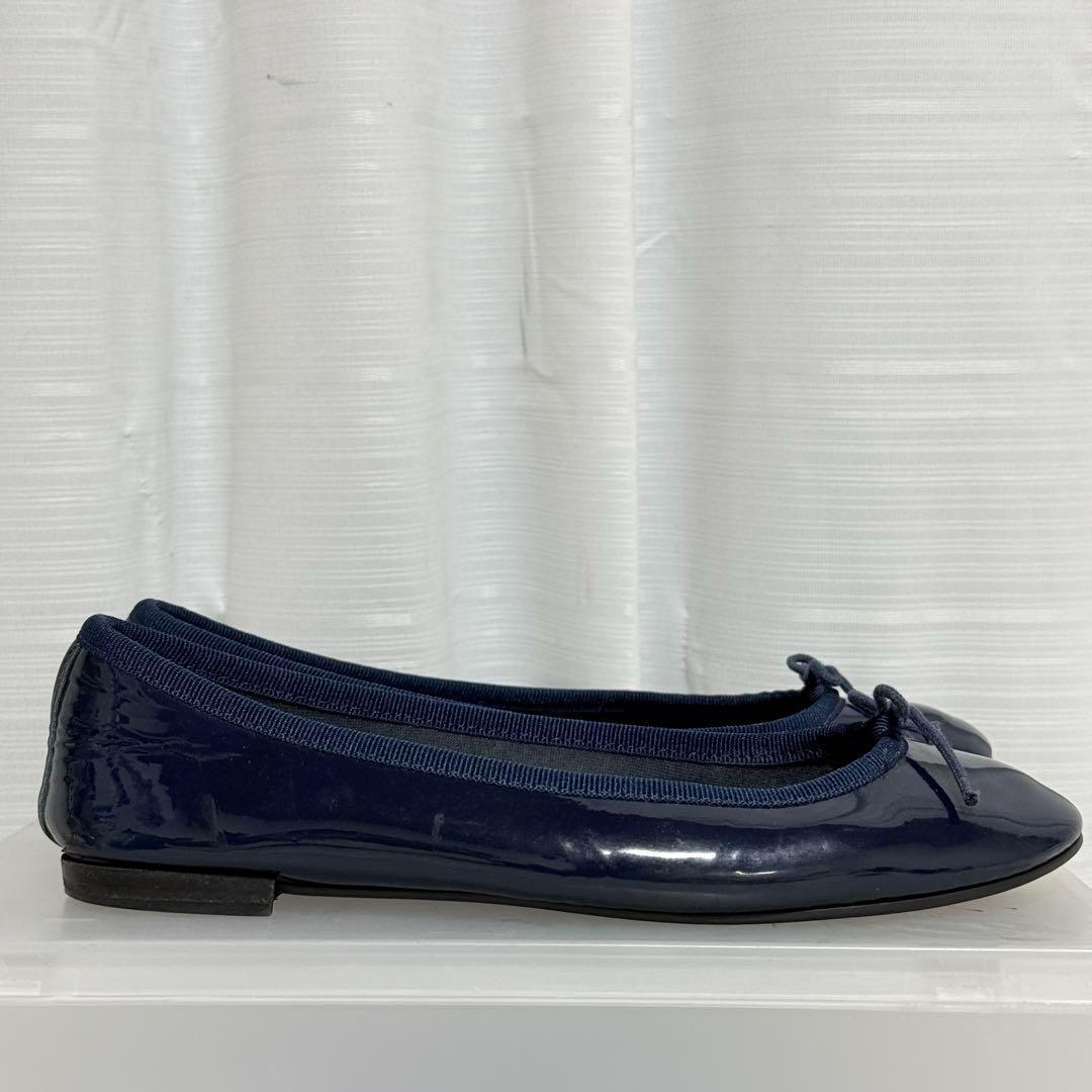 美品✨レペット　サンドリオン　バレリーナ　リボンフラットシューズ　エナメル　紺