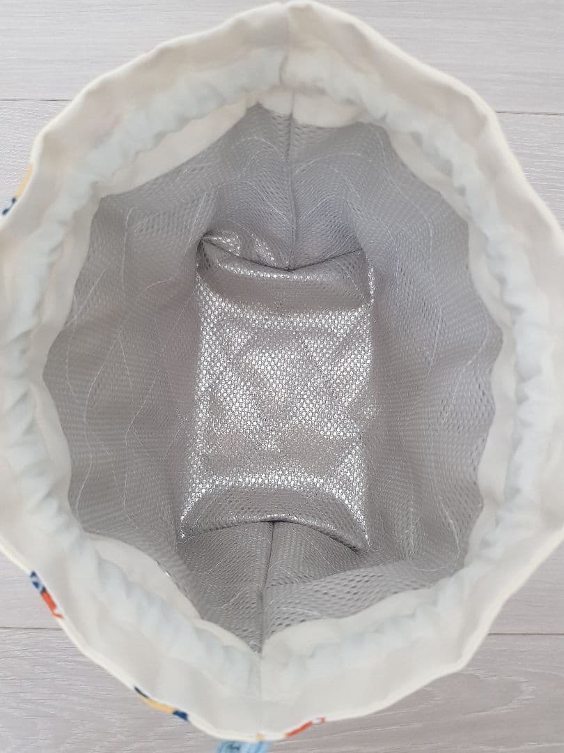 体操着袋×4お弁当袋×2 保温保冷 クリーム色 工事車 水色