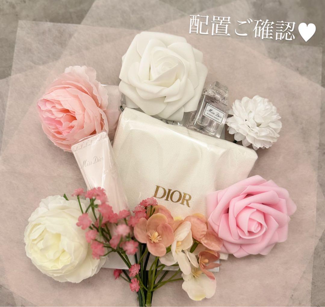 レッドパール様へ♥5/22※ コスメブーケ→プルズ