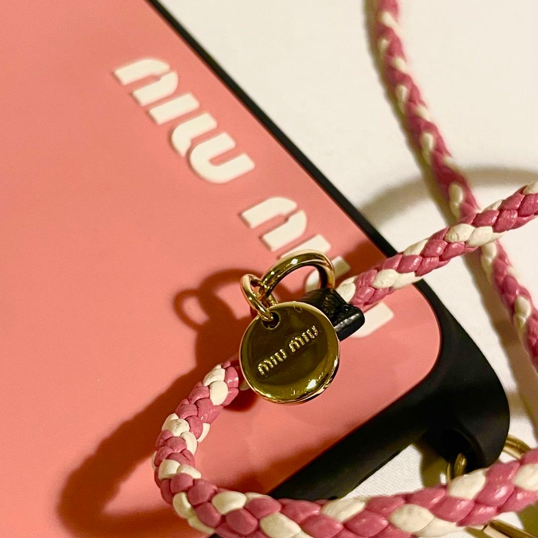 miu miu ミュウミュウ iPhone14 Pro ケース