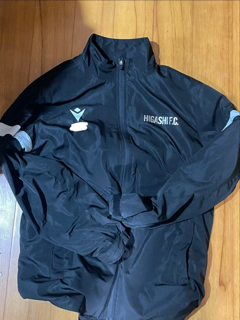 (^^)　ウィンドブレーカー上下セット