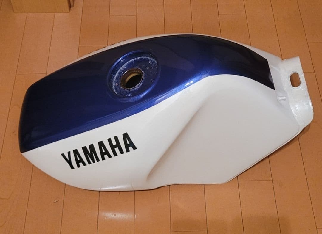 TZR 2XT ガソリンタンク