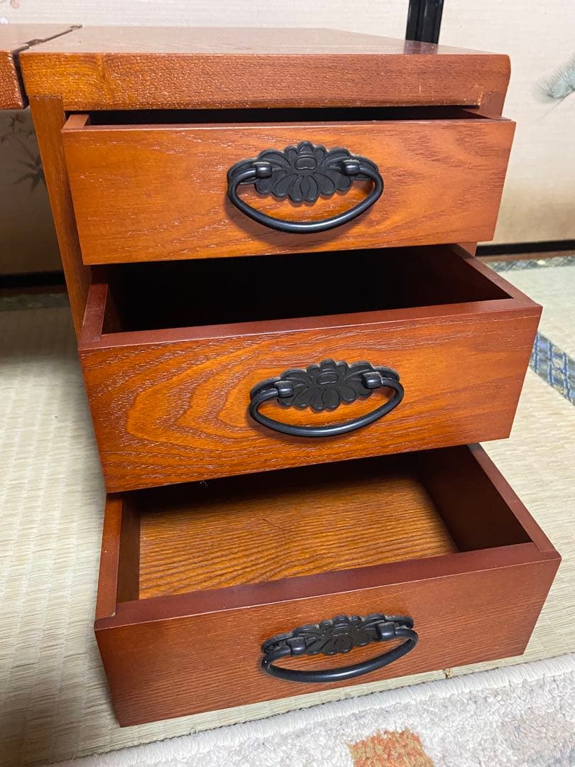 レトロな折りたたみ式文机