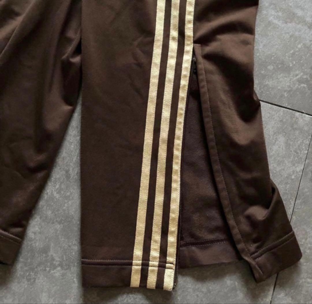 adidas ブラウン ジャージ セットアップ