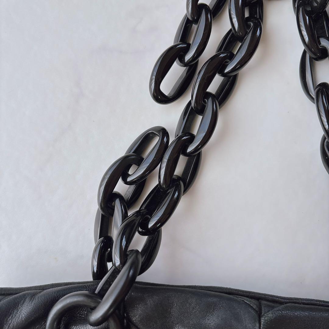 MIUMIU ブラックレザー キルティング チェーン 黒 ショルダーバッグ