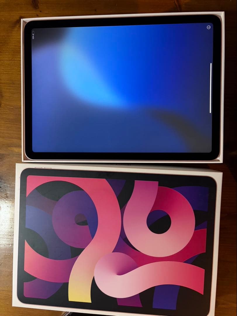 カルシファー iPad Air gen 4 ピンク (wifi)