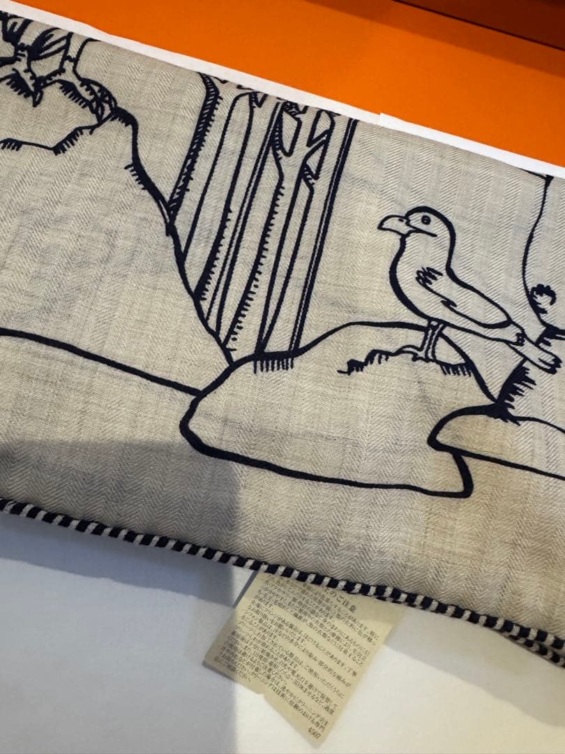 25秋冬　未使用品　エルメス　トライアングルジェアン　千と一のウサギ