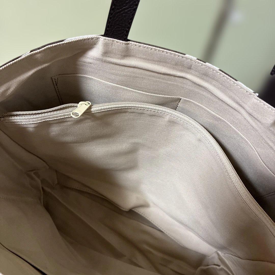 ラシット　エブリデイトートバッグ