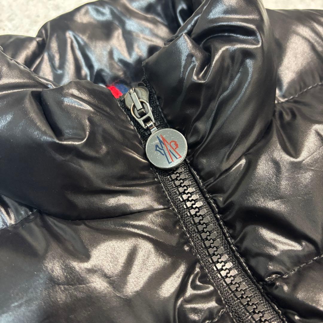 モンクレール ガーニージレ ダウンベスト Sサイズ 黒