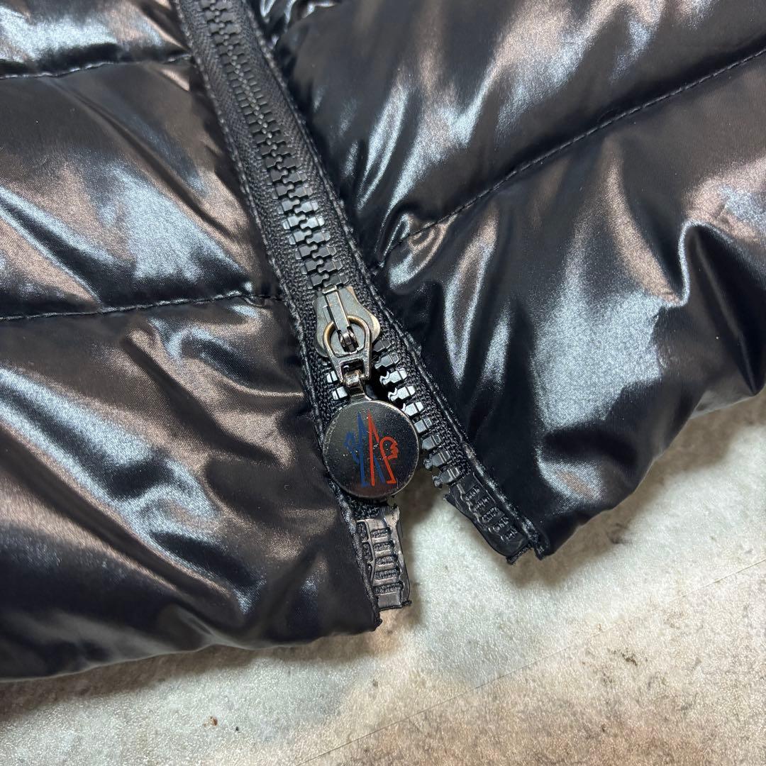 モンクレール ガーニージレ ダウンベスト Sサイズ 黒